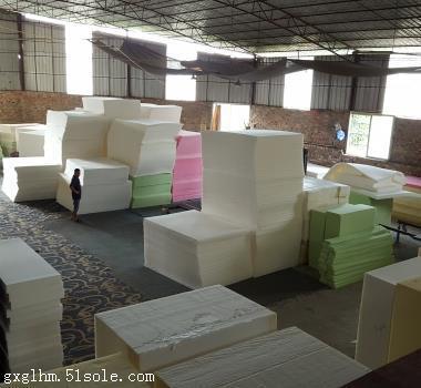 高低密度海綿,家具用綿,沙發海綿,床墊專用綿|廣西南寧市國聯海綿制品 - 
